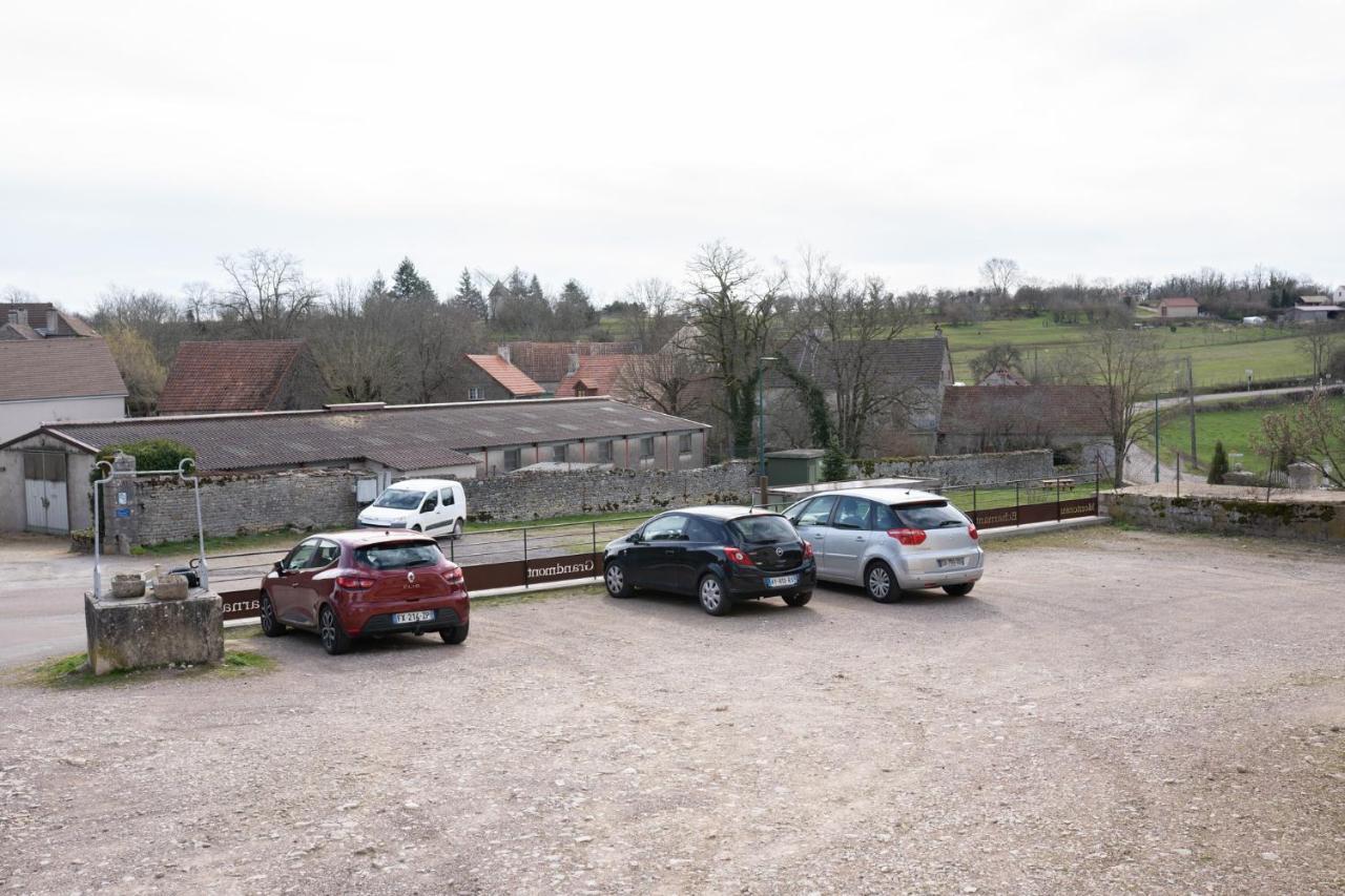 Au Coeur Des Vignes Entre Beaune Et Dijon Montceau-et-Echarnant Extérieur photo